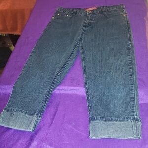 Classic Blue Women's Jeans Capris Style By Cosjeans Size 6